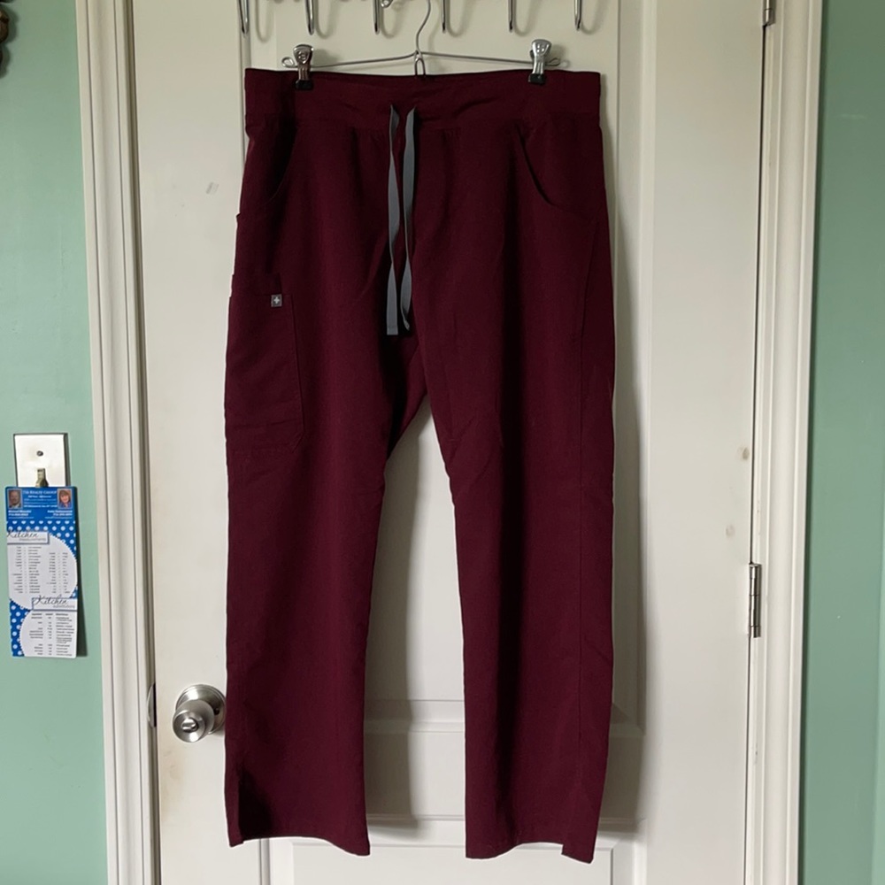 FIGS Kade cargo scrub pants, BurgundY,LARGE/PETITE